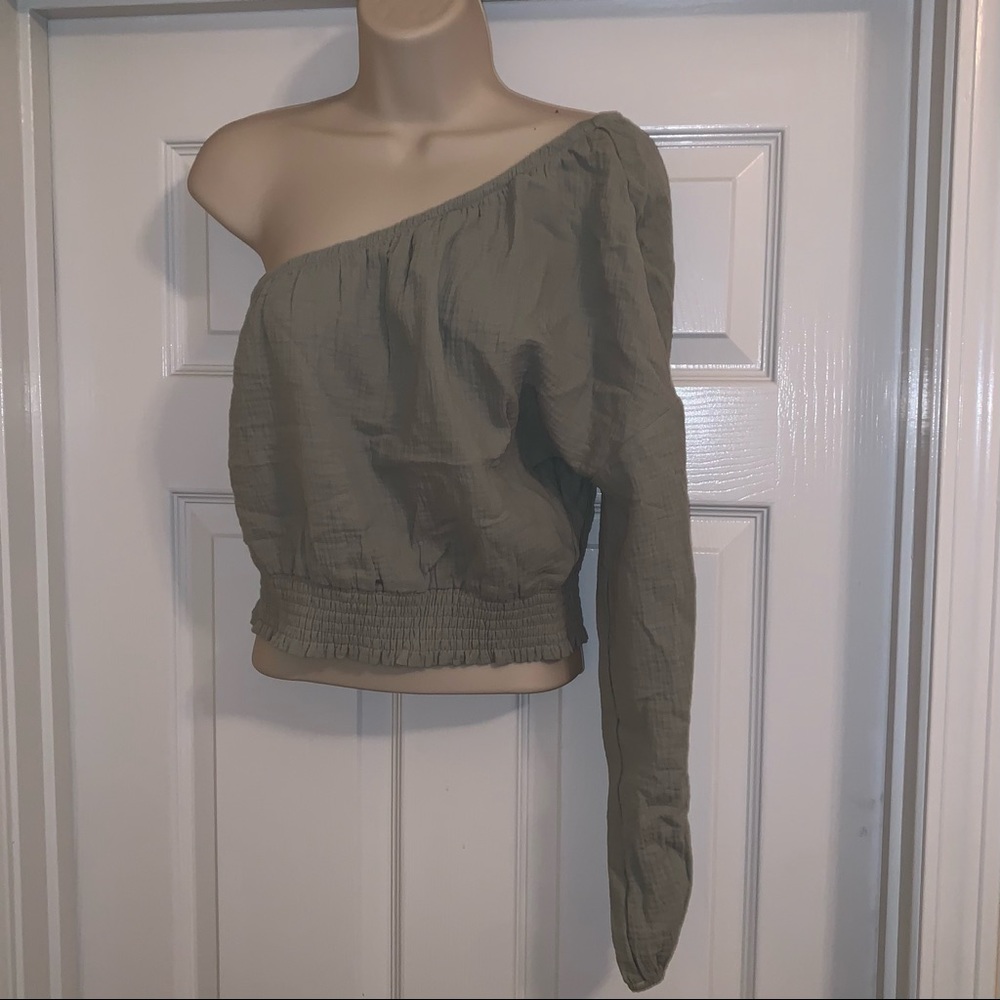 Le Lis Sage One Shoulder Top